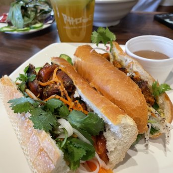 Vui Ve - Banh my lemongrass chicken - Vietnamese Near Me - Los Angeles, California Vui Ve - Banh my lemongrass chicken - Vietnamese Near Me - Los Angeles, California