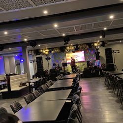 54 Restaurant Bar & Lounge - At 8:40pm