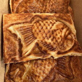 Mochi - Croissant taiyaki - Ice Cream & Frozen Yogurt Near Me - Irvine, California