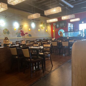 Kims Cuisine Asian Fusion Bistro - A view towards the entrance. They have bar seats, booths and tables. - Chinese Near Me - Eagle River, Alaska Kims Cuisine Asian Fusion Bistro - A view towards the entrance. They have bar seats, booths and tables. - Chinese Near Me - Eagle River, Alaska