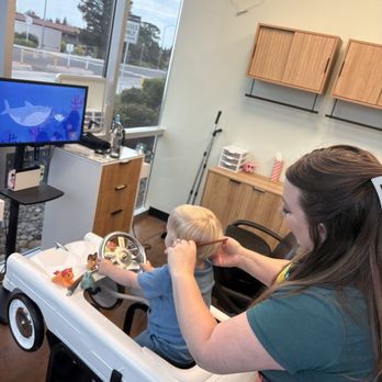 Little Trimmerz - Getting comfortable - Hair Salons Near Me - Roseville, California