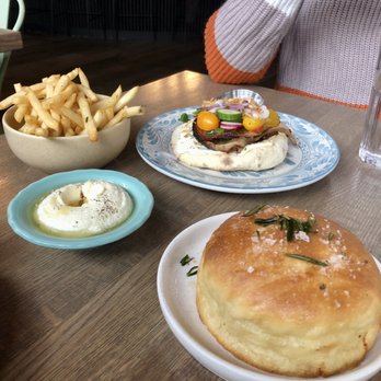 etta - Bucktown - Fresh focaccia with honey ricotta - Pizza Near Me - Chicago, Illinois