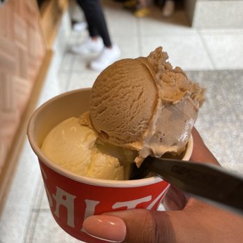 Salt & Straw - Split single scoop olive oil and cold brew cashew praline - Ice Cream & Frozen Yogurt Near Me - San Ramon, California