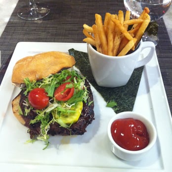 One Flew South - kobe beef burger with goat cheese and arugula.  yum!!! - New American Near Me - Atlanta, Georgia