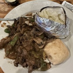 Carter's Steak and Seafood - Steak tips