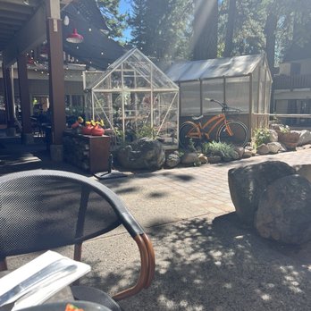 FUMO Restaurant & Bar - Outdoor patio seating area - Breakfast & Brunch Near Me - Incline Village, Nevada FUMO Restaurant & Bar - Outdoor patio seating area - Breakfast & Brunch Near Me - Incline Village, Nevada
