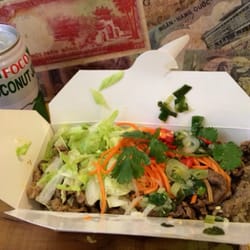 Lemongrass pork & beef rice box