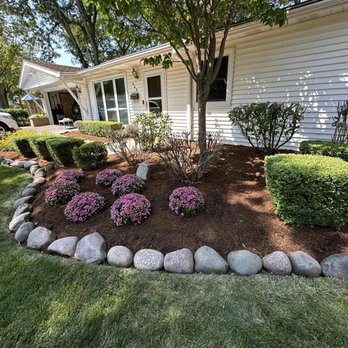 R. Duran's Landscaping - Landscaping Near Me - Wauconda, Illinois R. Duran's Landscaping - Landscaping Near Me - Wauconda, Illinois