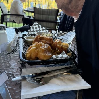 19 Restaurant & Lounge - Fishing chips - American Near Me - Laguna Woods, California 19 Restaurant & Lounge - Fishing chips - American Near Me - Laguna Woods, California