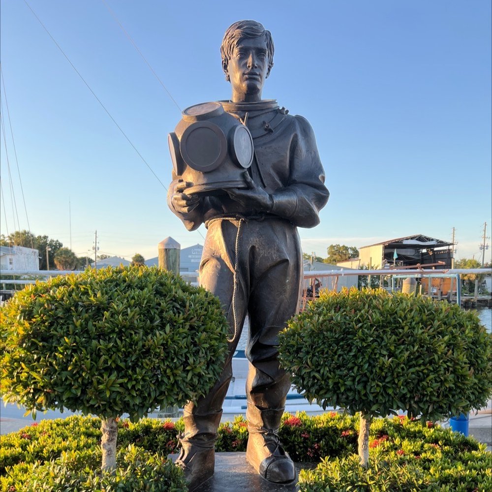 Sponge Diver Statue - Public Art across from the sponge docks - Public Art Near Me - Tarpon Springs, Florida Sponge Diver Statue - Public Art across from the sponge docks - Public Art Near Me - Tarpon Springs, Florida
