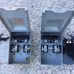 Platt Electric Supply - Challenger unit on the left. Eaton on the right. Pretty much identical. Made by the same company for sure!