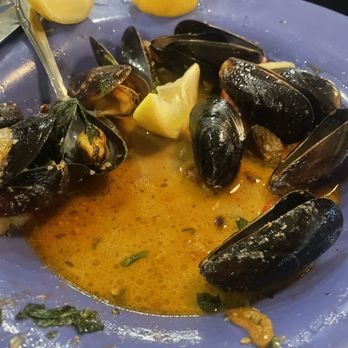 Dixie Fish Co - Mussles - Seafood Near Me - Fort Myers Beach, Florida Dixie Fish Co - Mussles - Seafood Near Me - Fort Myers Beach, Florida