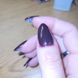Peter's Nails