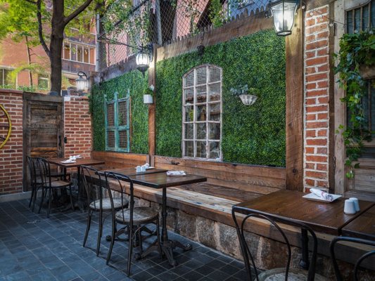 Çka Ka Qëllue by null