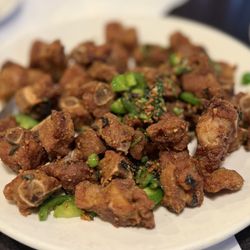 Bay Island Cafe - Spare ribs w Basil