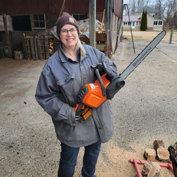 Midwest Power Equipment - My wife and her new Husqvarna 350i Power Axe. - Outdoor Power Equipment Services Near Me - Waupaca, Wisconsin Midwest Power Equipment - My wife and her new Husqvarna 350i Power Axe. - Outdoor Power Equipment Services Near Me - Waupaca, Wisconsin