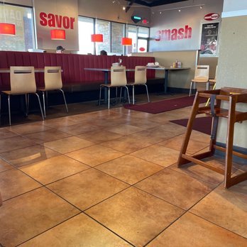 Smashburger - the inside of a fast food restaurant - Burgers Near Me - Boise, Idaho Smashburger - the inside of a fast food restaurant - Burgers Near Me - Boise, Idaho