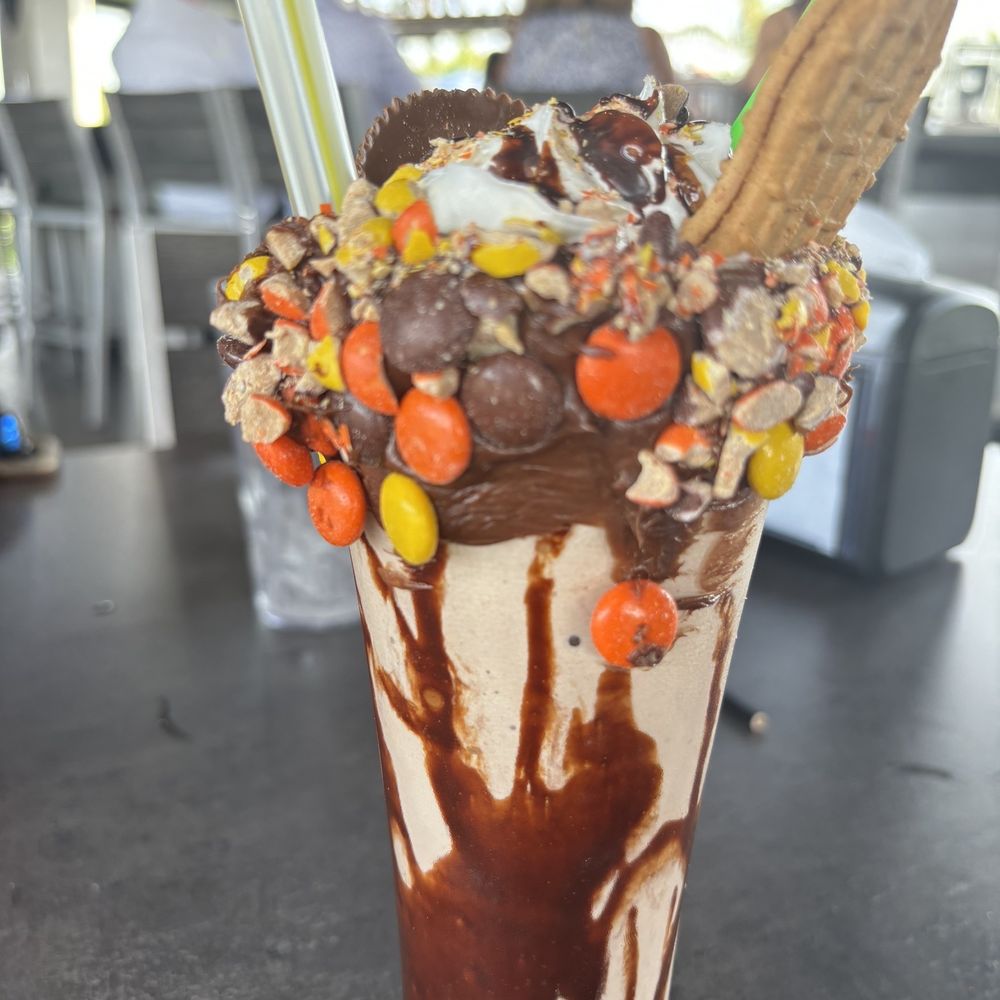 PopStroke - Chocolate peanut butter - Mini Golf Near Me - Lutz, Florida PopStroke - Chocolate peanut butter - Mini Golf Near Me - Lutz, Florida