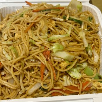 Asian Kitchen - Chicken Chow Mein - Chinese Near Me - Seattle, Washington Asian Kitchen - Chicken Chow Mein - Chinese Near Me - Seattle, Washington