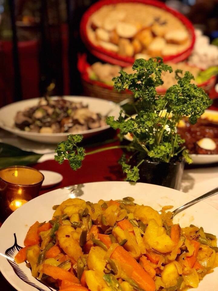 reservation 03 6421 4302