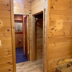 Slumberland Cabins