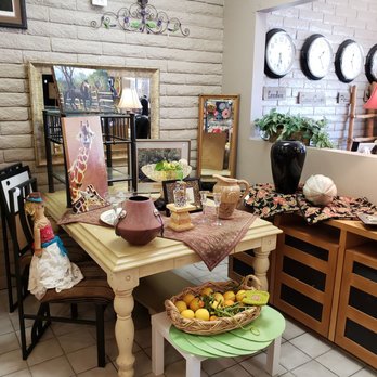 Puppy Luv Flea Market - I love this place! - Thrift Stores Near Me - Carefree, Arizona Puppy Luv Flea Market - I love this place! - Thrift Stores Near Me - Carefree, Arizona