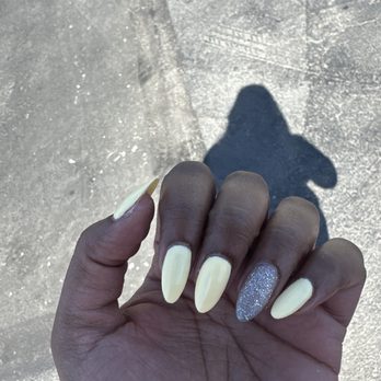 D's House Nails - Nail Salons Near Me - Pleasant Hill, California