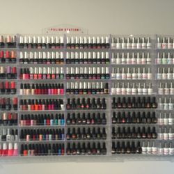 Ongles Luxury - Our gel polish station, over 400 colors