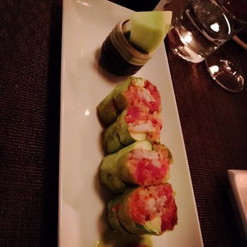 Restaurant Kazumi - Sushi Bars Near Me - Montreal, Quebec