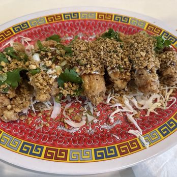 Maketto - Crispy Chicken Wings - Cafes Near Me - Washington, DC, District of Columbia