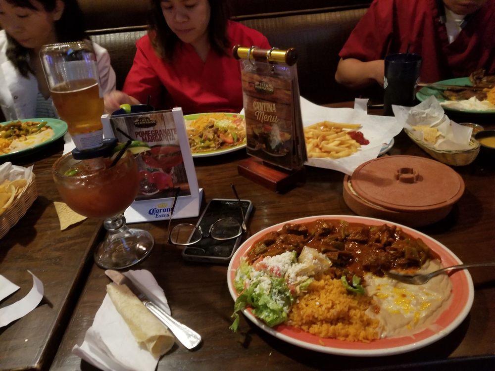 Tres hermanos near me