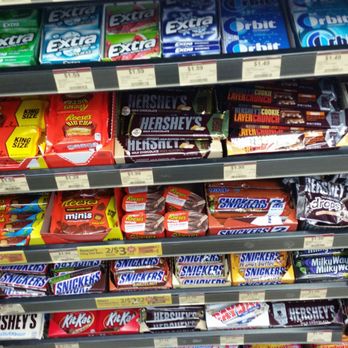 76 - Candy Candy Candy - Gas Stations Near Me - Glendale, California