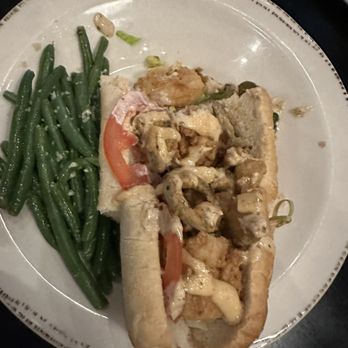 Fat City Kitchen - Shrimp poboy with green beans - American Near Me - Alexandria, Virginia Fat City Kitchen - Shrimp poboy with green beans - American Near Me - Alexandria, Virginia