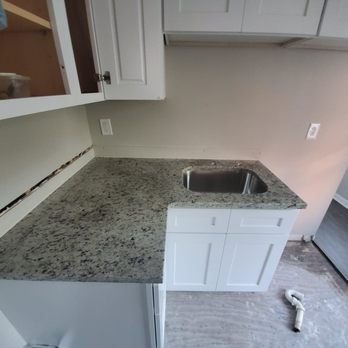 Exotic Stone - Dallas White Granite w/ small single bowl - Countertop Installation Near Me - Parkesburg, Pennsylvania Exotic Stone - Dallas White Granite w/ small single bowl - Countertop Installation Near Me - Parkesburg, Pennsylvania