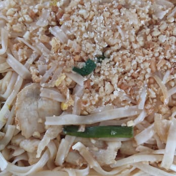Top China Restaurant - Chicken Pad Thai - Chinese Near Me - Oxford, North Carolina Top China Restaurant - Chicken Pad Thai - Chinese Near Me - Oxford, North Carolina