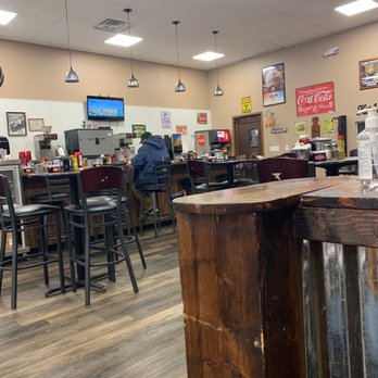 Country Kitchen - American Near Me - Tallahassee, Florida
