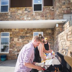 The Pointe At Wyo - Resident Barbecue