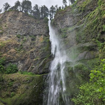 Multnomah Falls - The falls - Hiking Near Me - Bridal Veil, Oregon Multnomah Falls - The falls - Hiking Near Me - Bridal Veil, Oregon