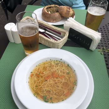 Morela - Chicken soup and rye soup in a bread bowl - Polish Near Me - Kraków, Massachusetts