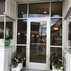 The BeaHive Salon - Entrance