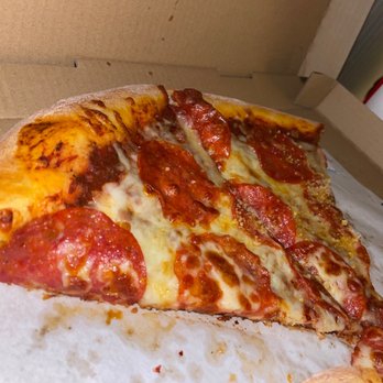 Pizza a'fetta - Slices of pepperoni pizza - Pizza Near Me - Cannon Beach, Oregon Pizza a'fetta - Slices of pepperoni pizza - Pizza Near Me - Cannon Beach, Oregon