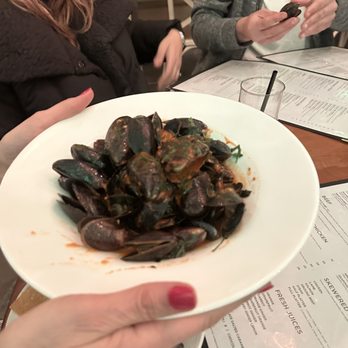 Greenhouse Kitchen + Bar - Cocktail Bars Near Me - Vienna, Virginia