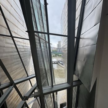 Museo Guggenheim Bilbao - Interior - Landmarks & Historical Buildings Near Me - Bilbao, BI