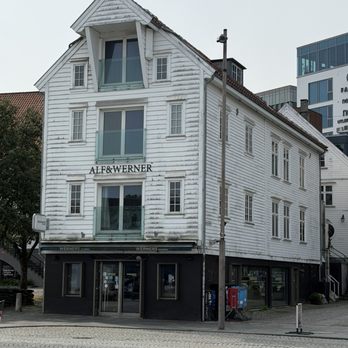 Vågen - Local Flavor Near Me - Stavanger, 11