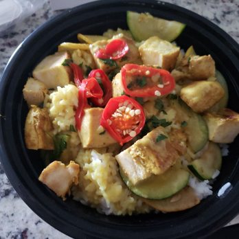 Q's Chicken Shack - Curry chicken bowl - Southern Near Me - Beaufort, South Carolina Q's Chicken Shack - Curry chicken bowl - Southern Near Me - Beaufort, South Carolina