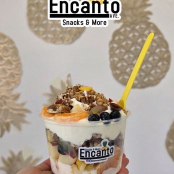 Encanto Ave - Fruits with Cream (Frutas con Crema) - Hot Dogs Near Me - McAllen, Texas Encanto Ave - Fruits with Cream (Frutas con Crema) - Hot Dogs Near Me - McAllen, Texas