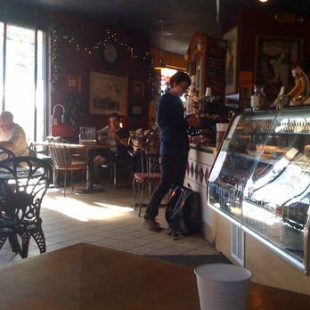 Gold Bar Espresso - sunny day - Coffee & Tea Near Me - Tempe, Arizona