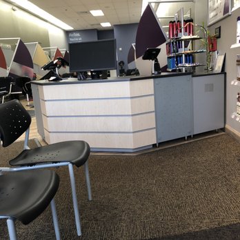 Great Clips - Hair Salons Near Me - Pearl City, Hawaii