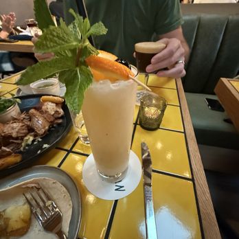 Bar Ni Modo - Cocktail Bars Near Me - Riverside, California