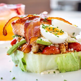 Moxies Kenaston Restaurant - bacon, eggs, and lettuce on a bed of lettuce - Canadian (New) Near Me - Winnipeg, Manitoba